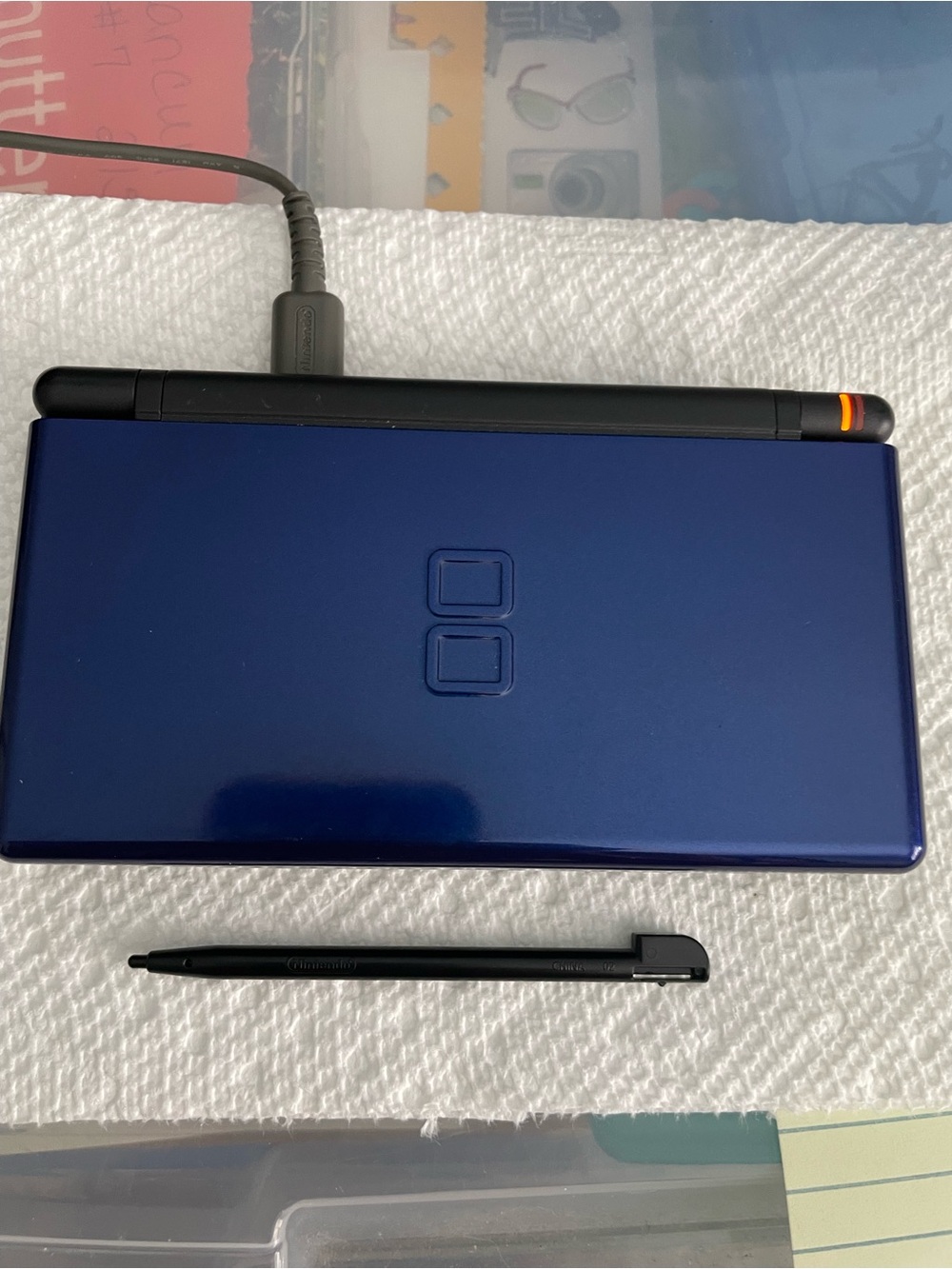 Nintendo DS System - Picture 4 of 11